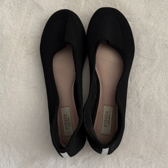 Steve Madden Shoes - Steven Women's Black Slip-On Flats / 8.5